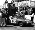 138 Ferrari 250 LM  S.Bettoja - A.De Adamich Box (2)